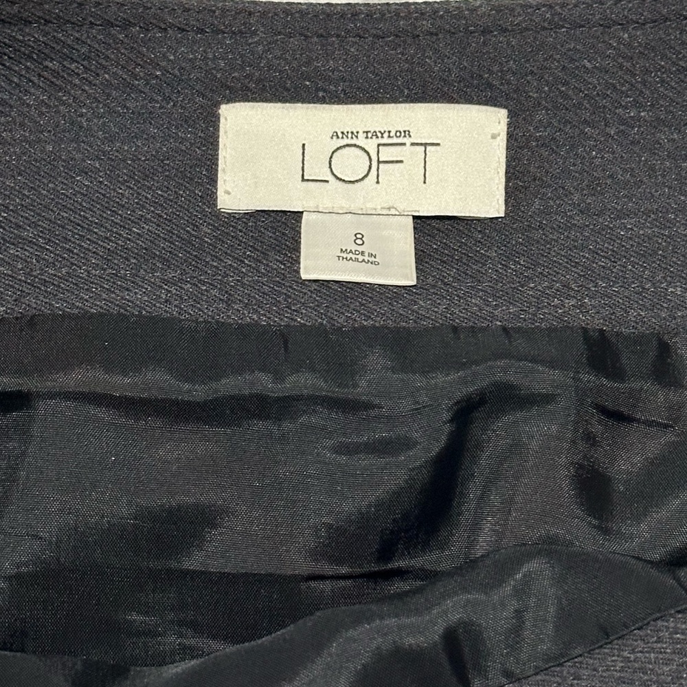 Ann Taylor LOFT Wool Pencil Skirt-Size 8 - Picture 6 of 7